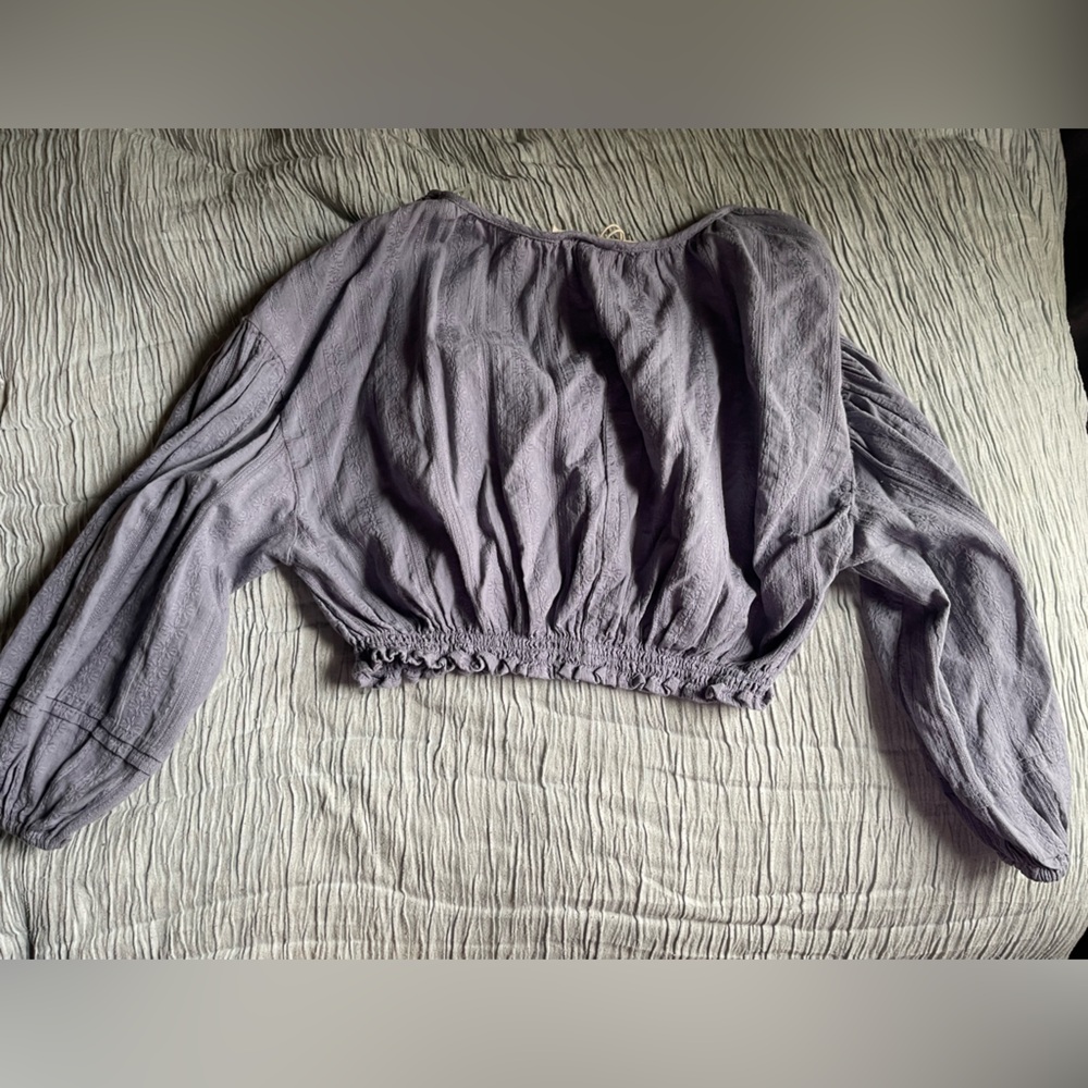 Universal Thread Cropped Blouse - Picture 3 of 5